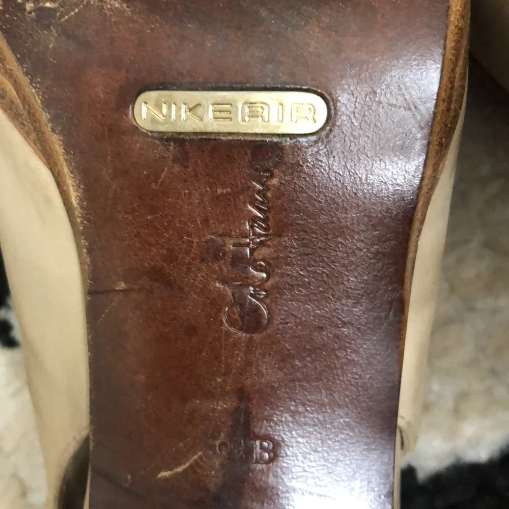 Cole Haan 9.5B Nike Air Beige Heels Cream - Picture 8 of 9